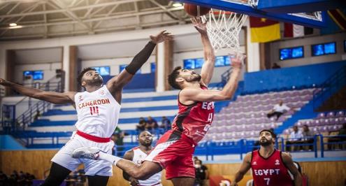 مصر تهزم الكاميرون وتقترب خطوة جديدة من التأهل لكأس العالم لكرة السلة